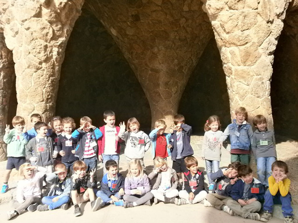 Click to enlarge image ParcGuell10.jpg